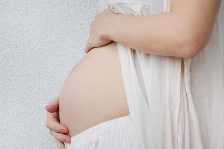 妊娠中のイメージ写真